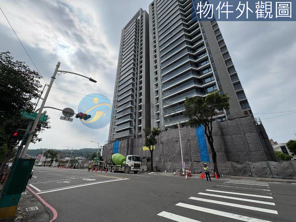 高雄三民區｜國泰頤河/超讚雙面採光邊間3房平車｜電梯大樓｜出售｜TC0037371｜物件照片3