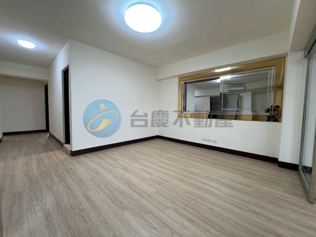 自由黃昏市場*漢神百貨*新整理明亮三房*一層一戶｜物件照片2