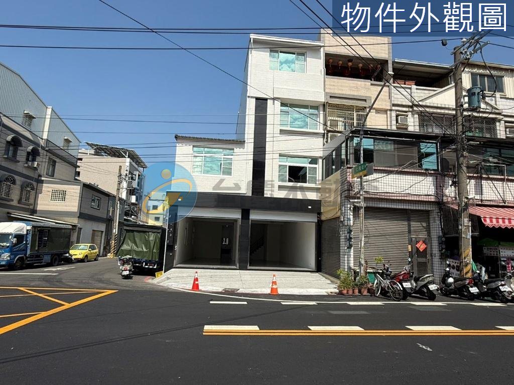 登發國小大面寬大地坪三角窗鈔集全整新店住透天｜物件照片4