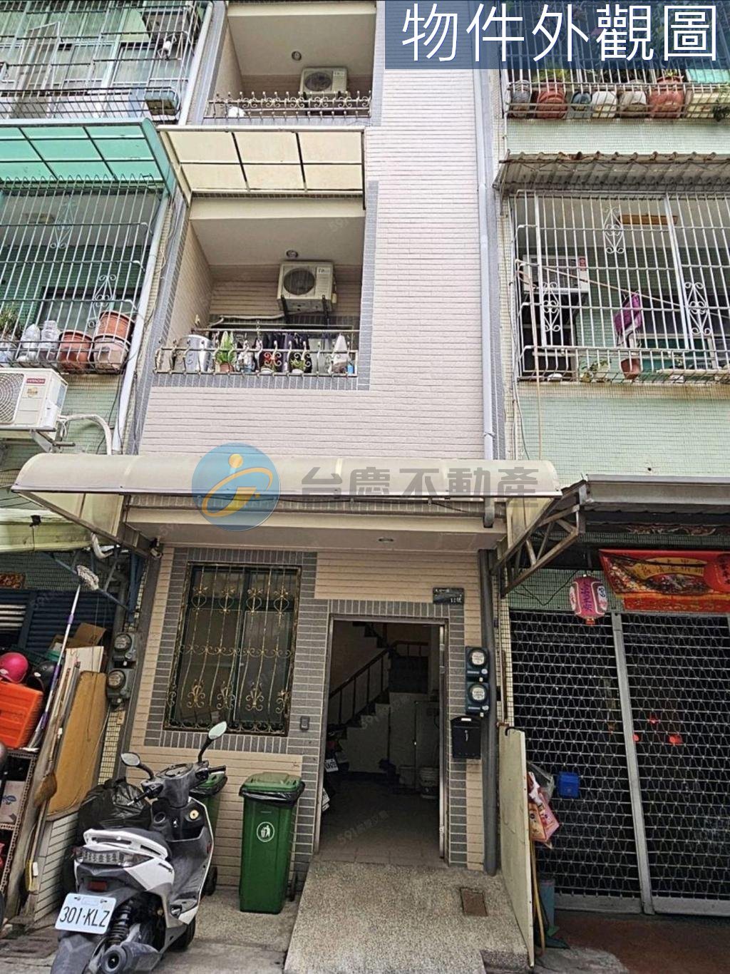 高雄三民區｜金獅湖風景區 文藻榮總翻新 7 套房 透天｜透天厝・7房｜出售｜TC0488337｜物件照片2