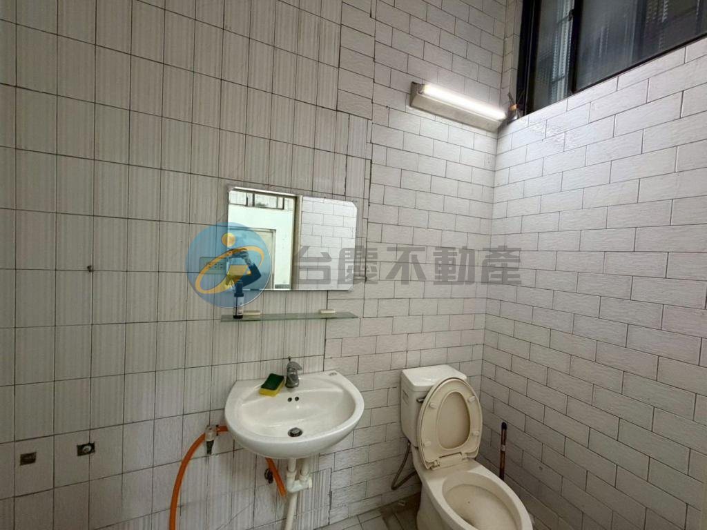 高雄三民區｜高醫商圈熱河"發財店面＂正在收租黃金店面｜透天厝・8房｜出售｜TC0533055｜物件照片6