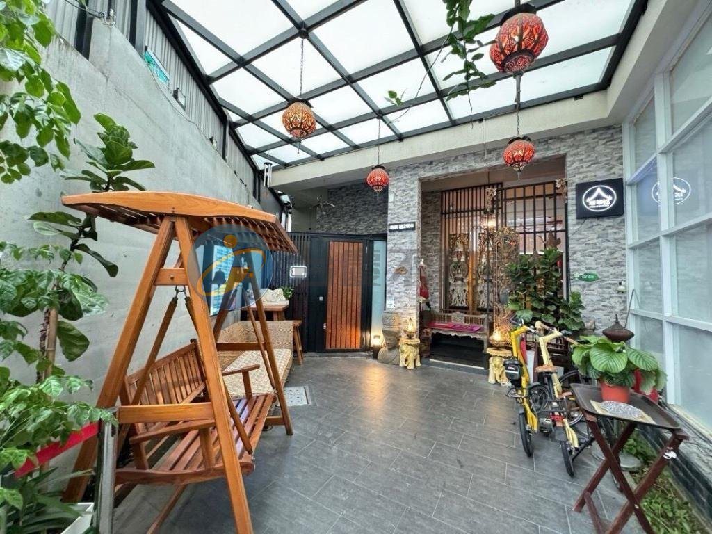 屏東市區住商用大坪數面寬別墅｜物件照片6