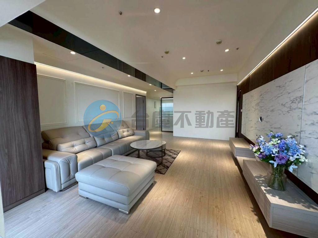 陽明學區高樓景觀3房雙主臥文學院大樓+(租)車位｜物件照片2