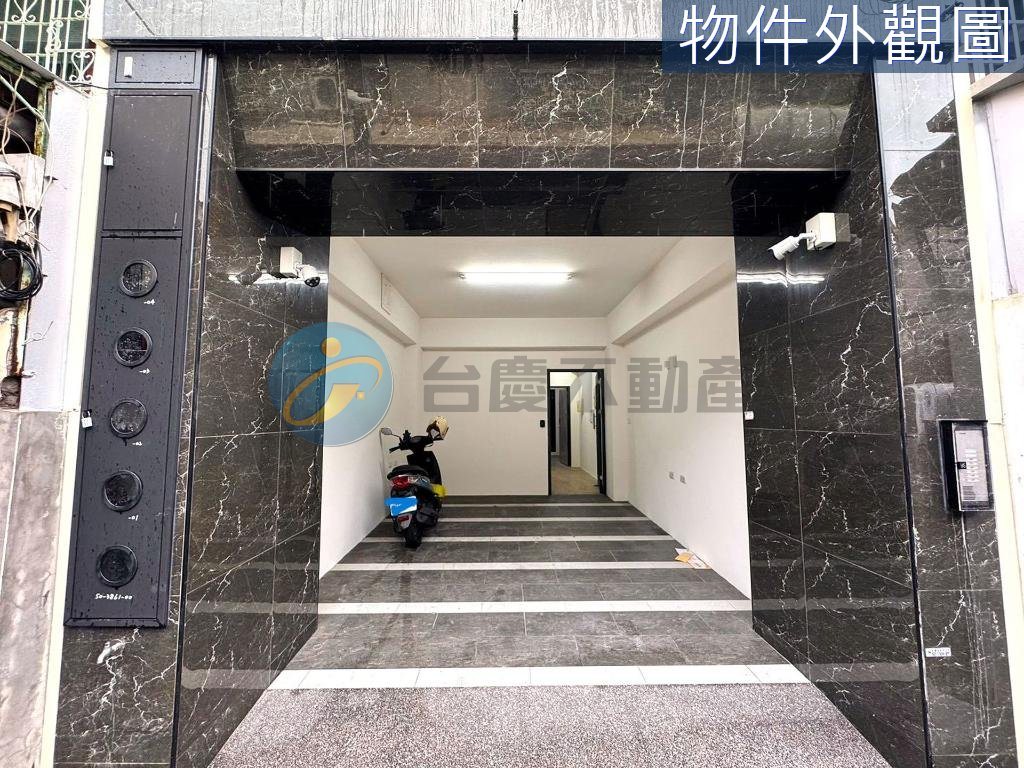 鳳山國中捷運站-全新電梯11間精品套房收租透天｜物件照片3