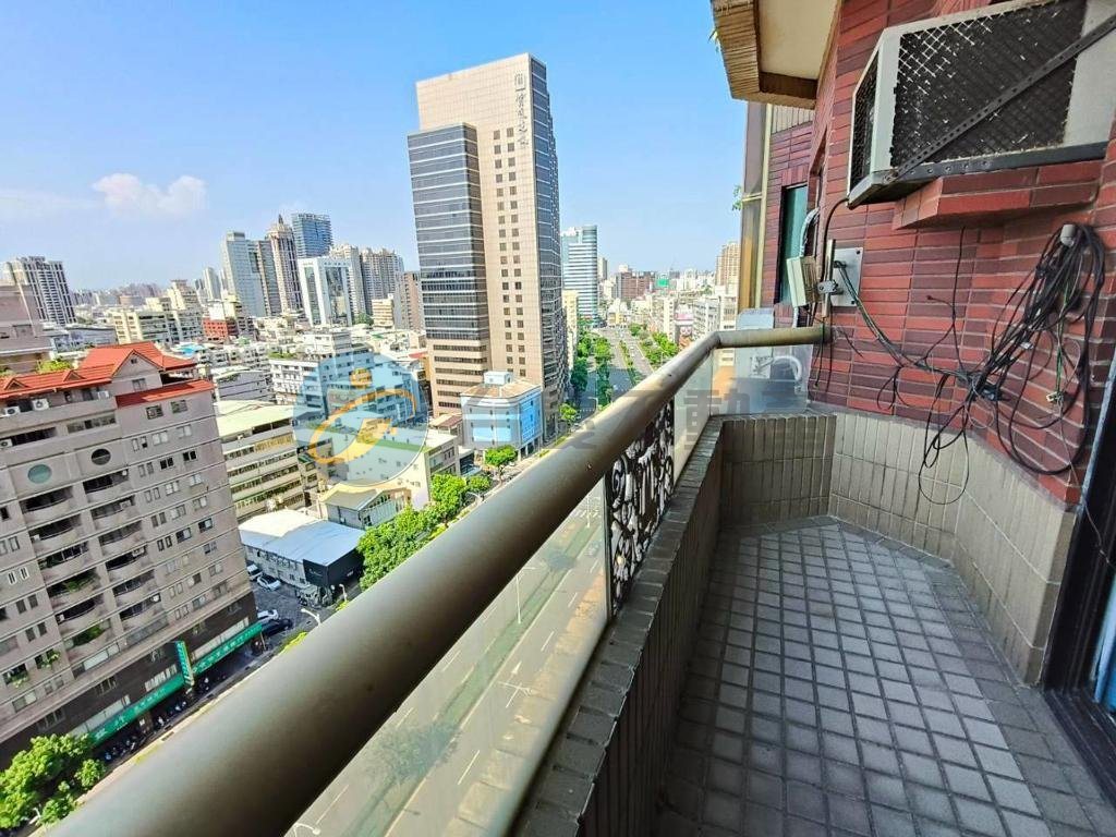 ★信義國小&美麗島雙捷運站民生皇家大4房平車｜物件照片5