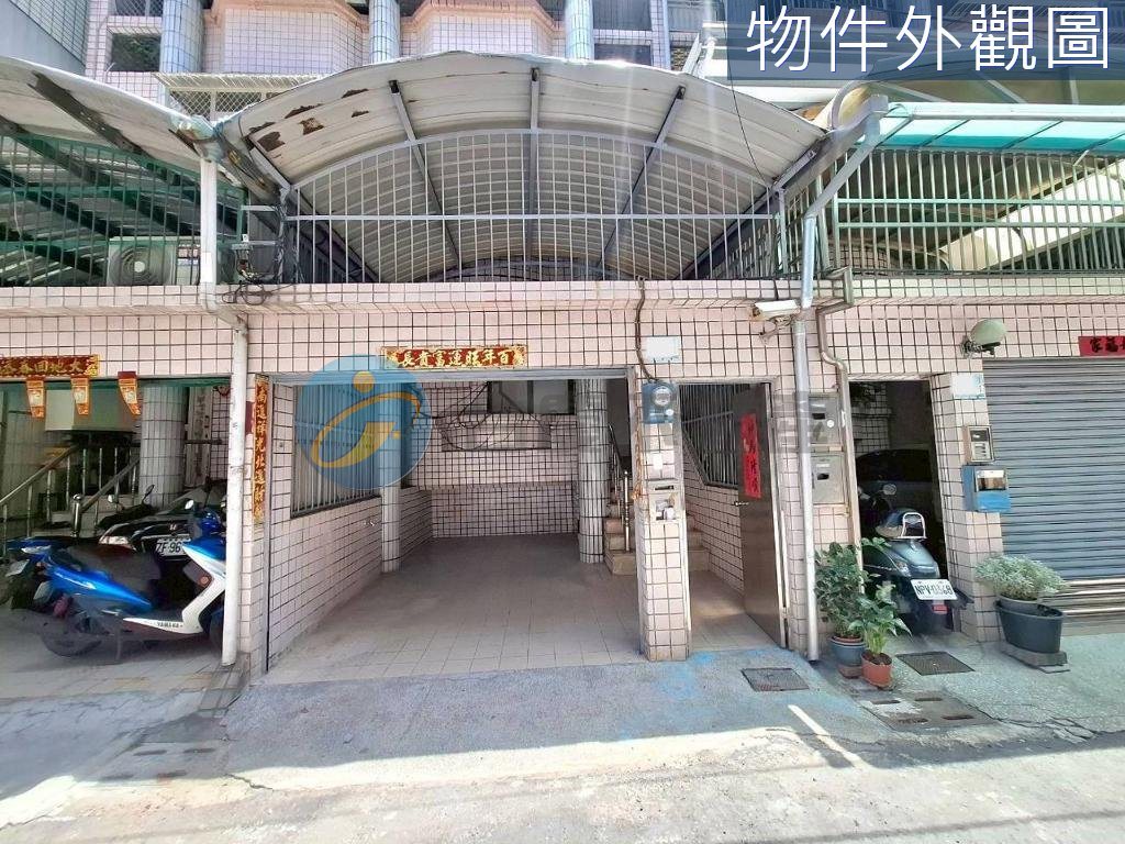 屏東市縣民公園活巷整新五房車庫別墅｜物件照片4