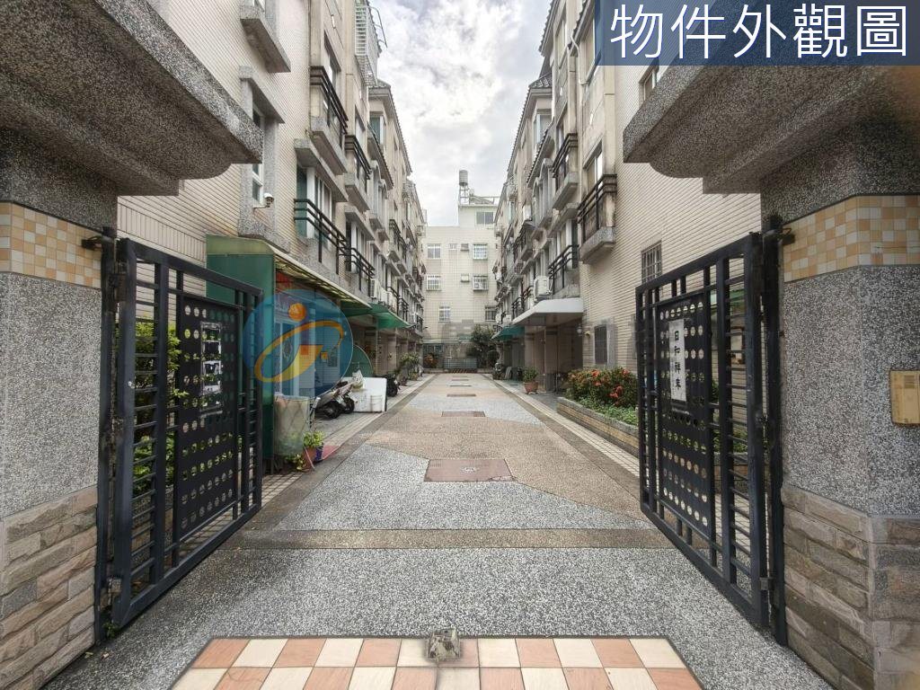 鶴聲國中走路1分鐘孝親房車庫透天｜物件照片2