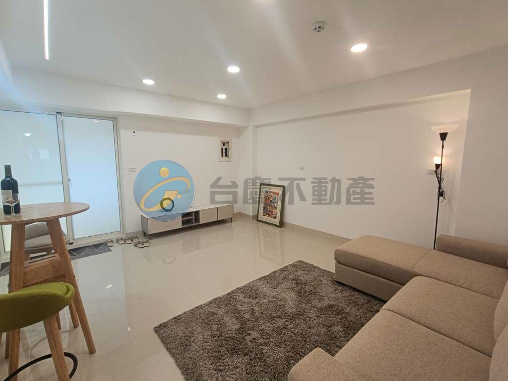 光華/英明商圈正和平二路上超大坪數三房+車位｜物件照片4