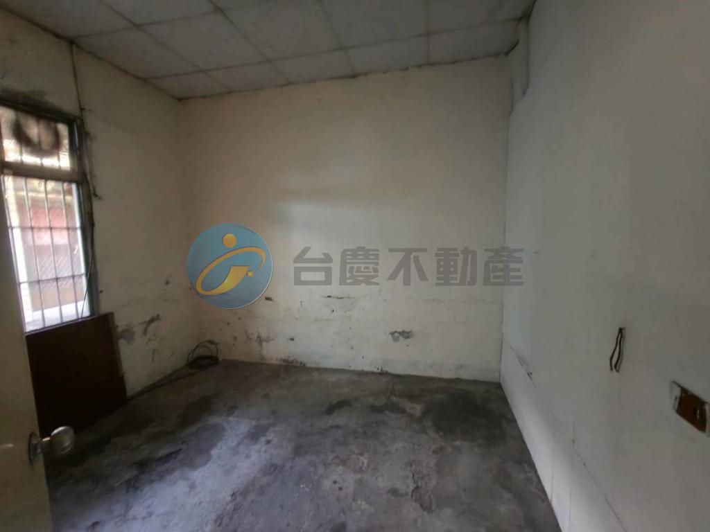 和平路靜巷超便宜透天｜物件照片6