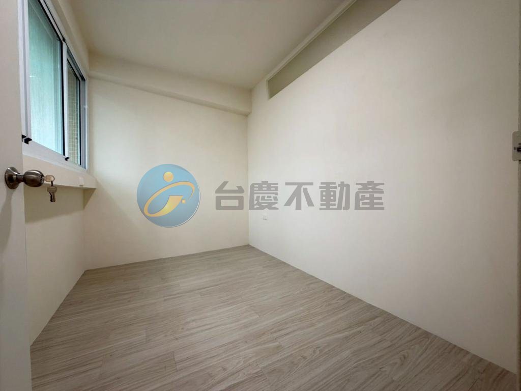 駁二特區旁~溫馨精緻2房*低總價小資宅｜物件照片5