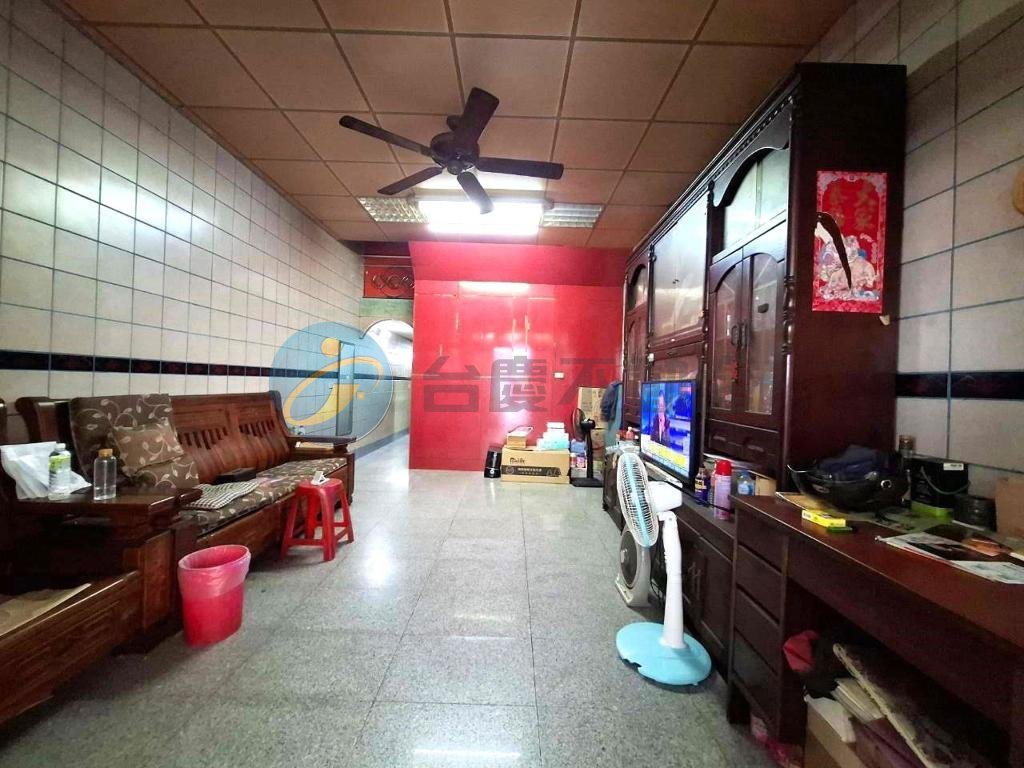建工商圈+鼎山萬家福透天店住｜物件照片3