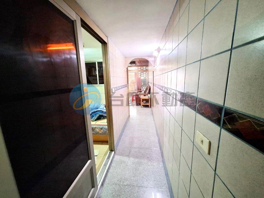 建工商圈+鼎山萬家福透天店住｜物件照片4