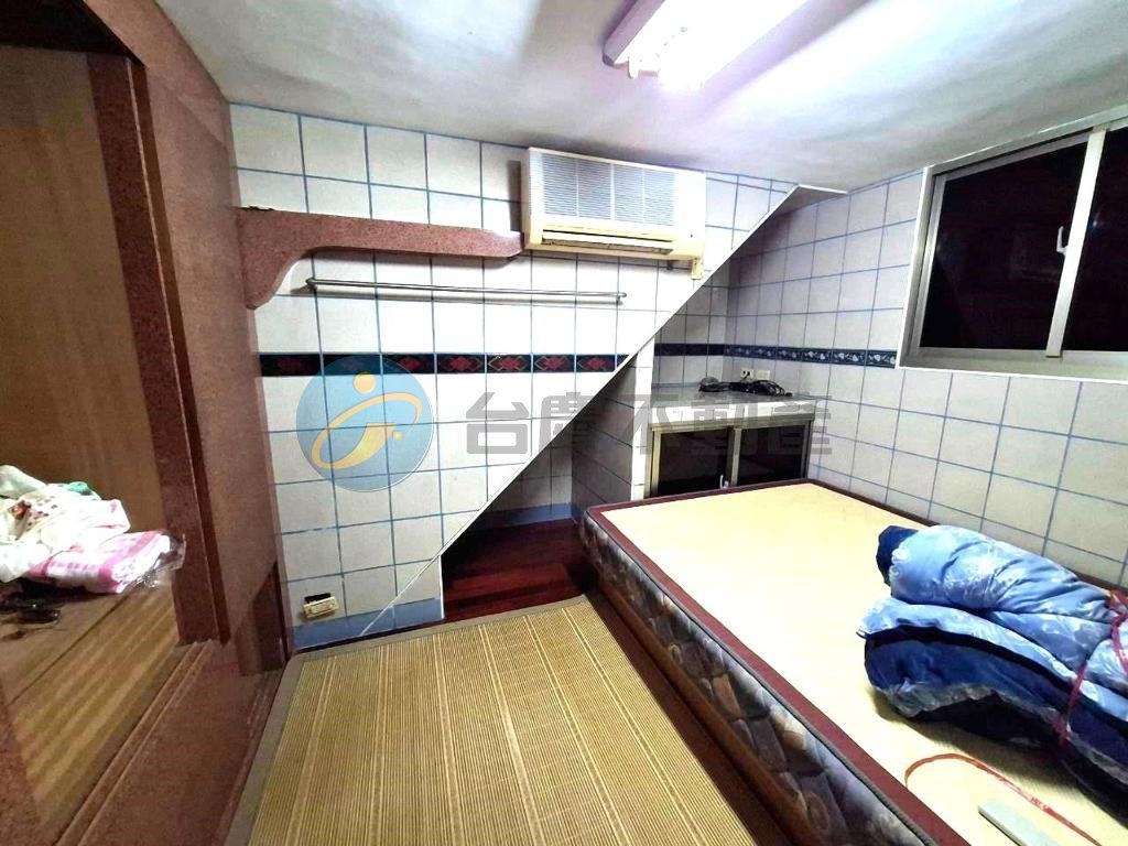 建工商圈+鼎山萬家福透天店住｜物件照片5