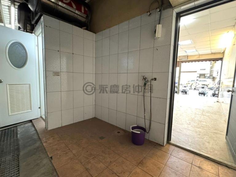 高雄苓雅區｜【出租】三多商圈精華地段一樓店面｜透天厝｜TC0046989｜物件照片6
