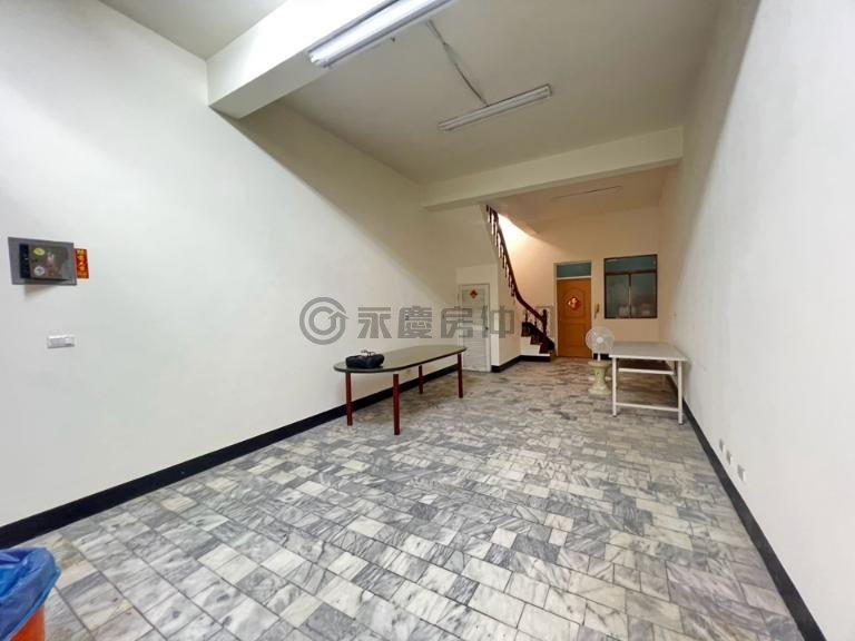 高雄三民區｜正豐街｜近正忠市場｜企業辦公｜可營登｜透天厝・5房｜出租｜TC0020757｜物件照片1