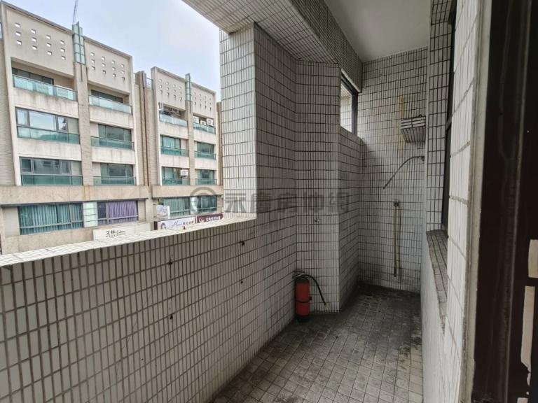 高雄三民區｜覺民路上透天1-2樓賺錢金店面｜透天厝｜出租｜TC0020744｜物件照片6