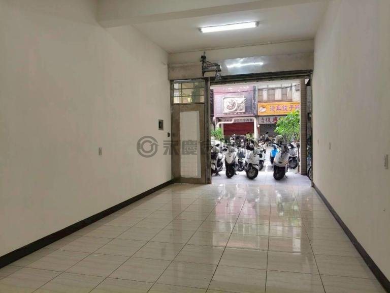 高雄苓雅區｜近市政府復興二路vs青年路商圈透天店面｜5房｜出租｜TC0046986｜物件照片4